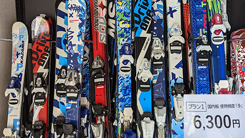 Jrスキーセット　kidsスキー一式（板、ストック、スキー靴、スキー収納袋付き）